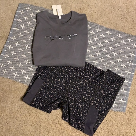Fabletics Crop Sweatshirt and Powerhold Capris - Picture 2 of 7